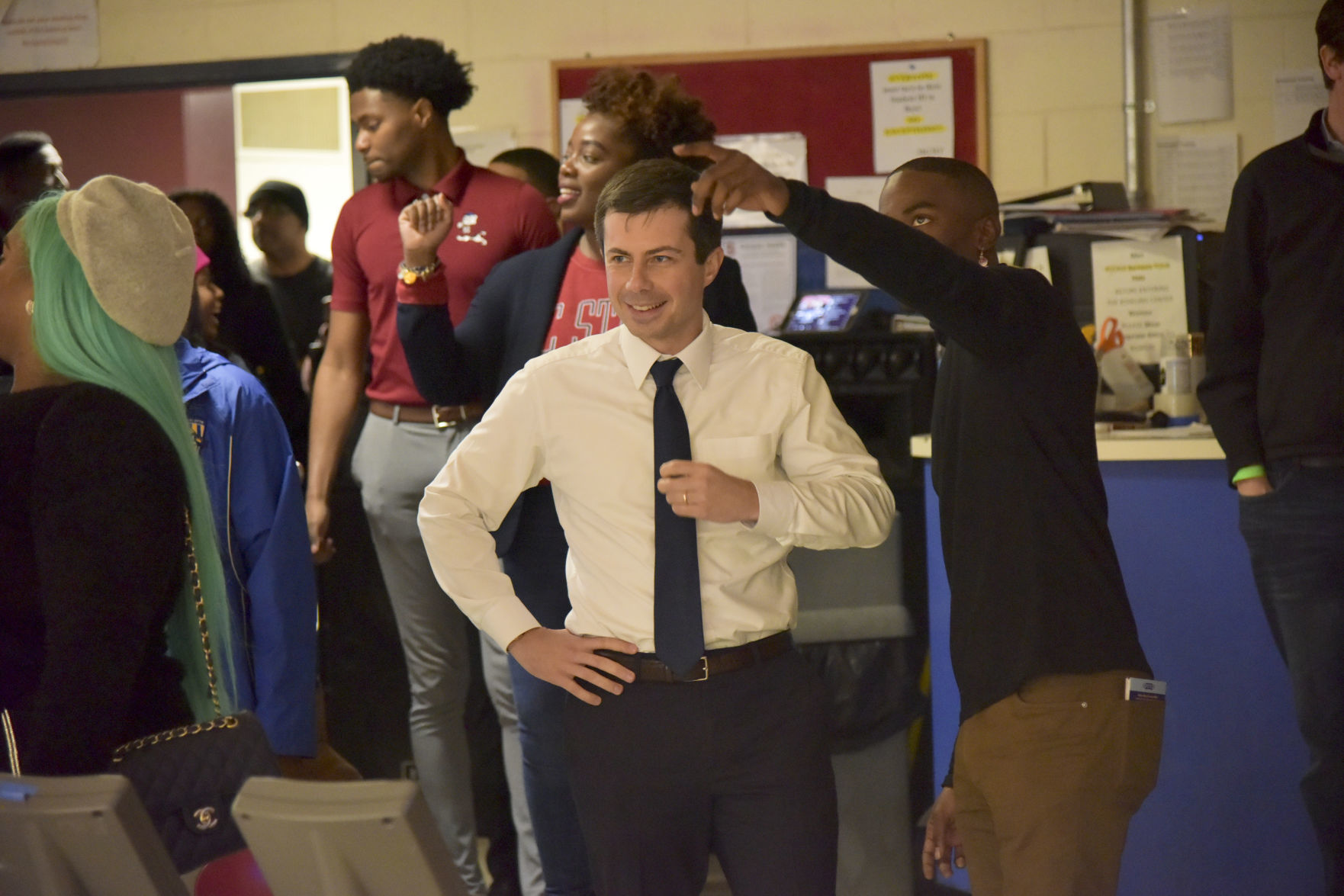 Mayor Pete tours S.C. State